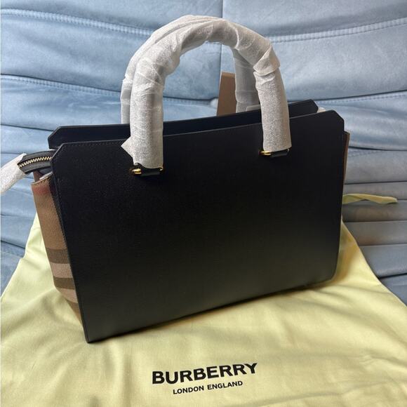 Burberry Black and Tan Banwell top handle Handbag - Picture 5 of 9